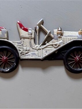MIDWEST Vintage USA Casting Metal Antique Car Plaque Wall Hanging Auto Decor
